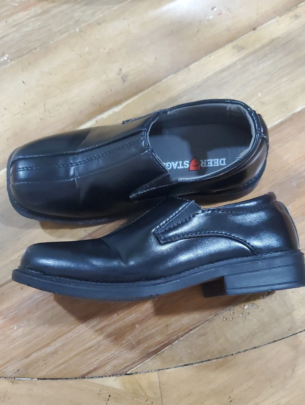 Deer Stags Little Kids Black Slip-On Dress Shoes. Size 12